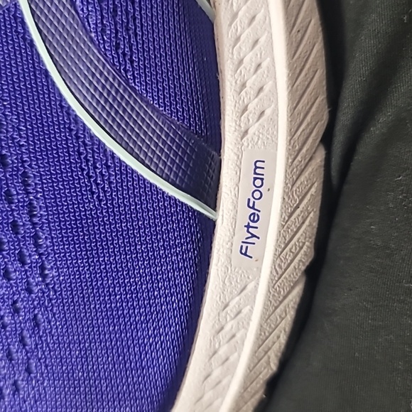 ASICS Women's GT-1000 Eggplant/Aquamarine Size 9.5 - Picture 3 of 14